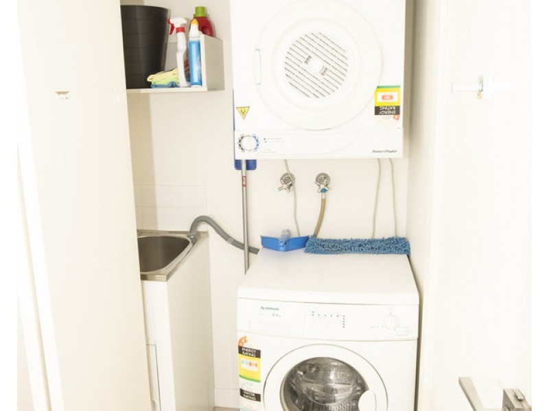 803 Stanley Street, Woolloongabba QLD 4102