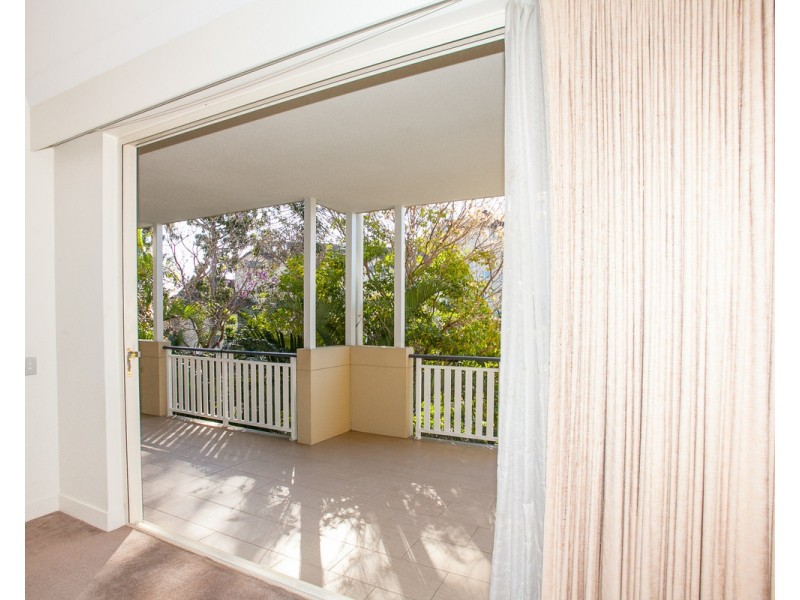 88 Lockerbie Street, Kangaroo Point QLD 4169