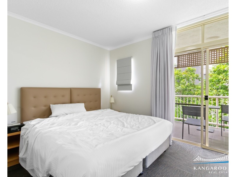 227/85 Deakin Street, Kangaroo Point QLD 4169