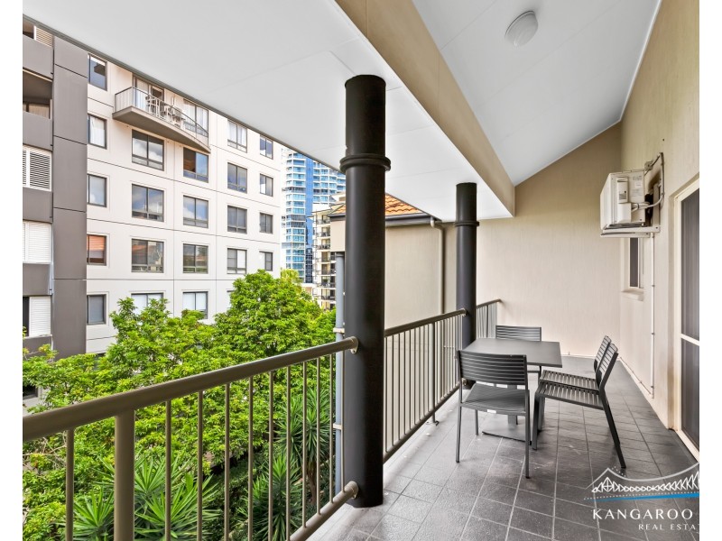 346/85 Deakin Street, Kangaroo Point QLD 4169