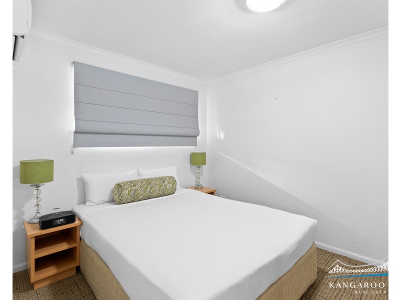 346/85 Deakin Street, Kangaroo Point QLD 4169