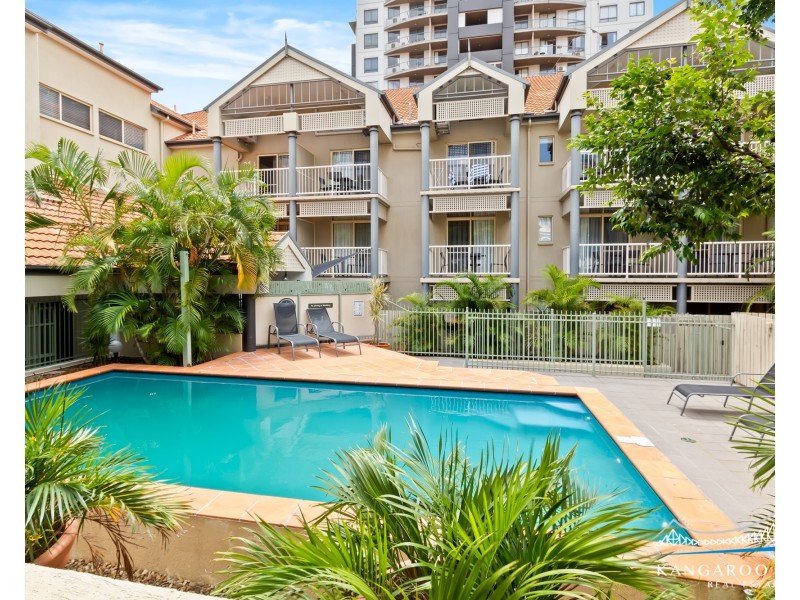 346/85 Deakin Street, Kangaroo Point QLD 4169