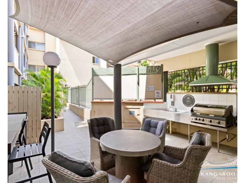 346/85 Deakin Street, Kangaroo Point QLD 4169