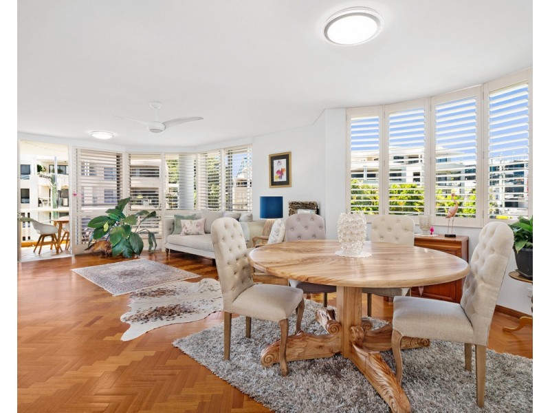 16 Bright Street, Kangaroo Point QLD 4169