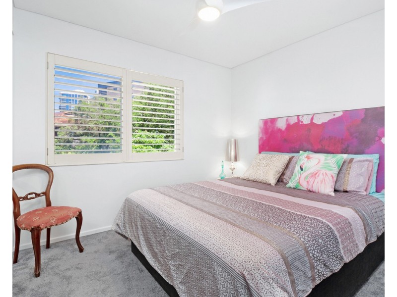 16 Bright Street, Kangaroo Point QLD 4169