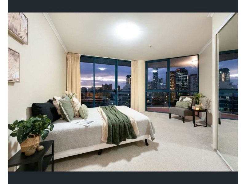 2 Goodwin Street, Kangaroo Point QLD 4169