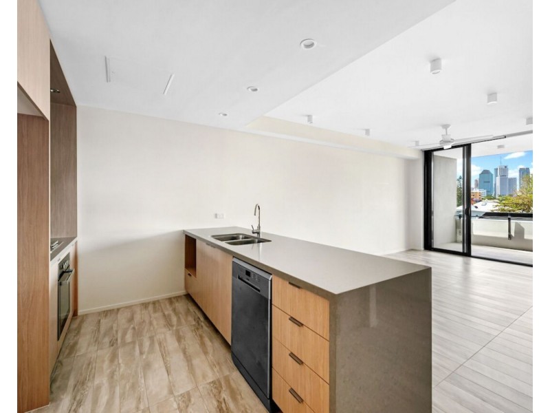 36 Anglesey Street, Kangaroo Point QLD 4169