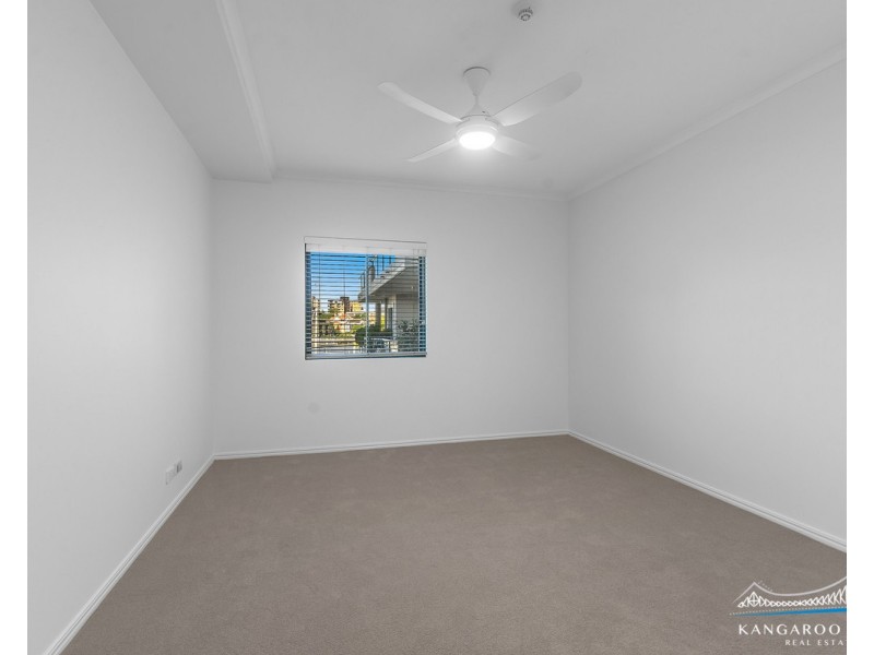 10 Goodwin Street, Kangaroo Point QLD 4169