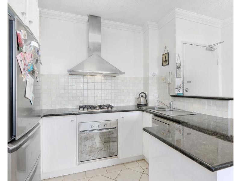 8/40 Bell Street, Kangaroo Point QLD 4169