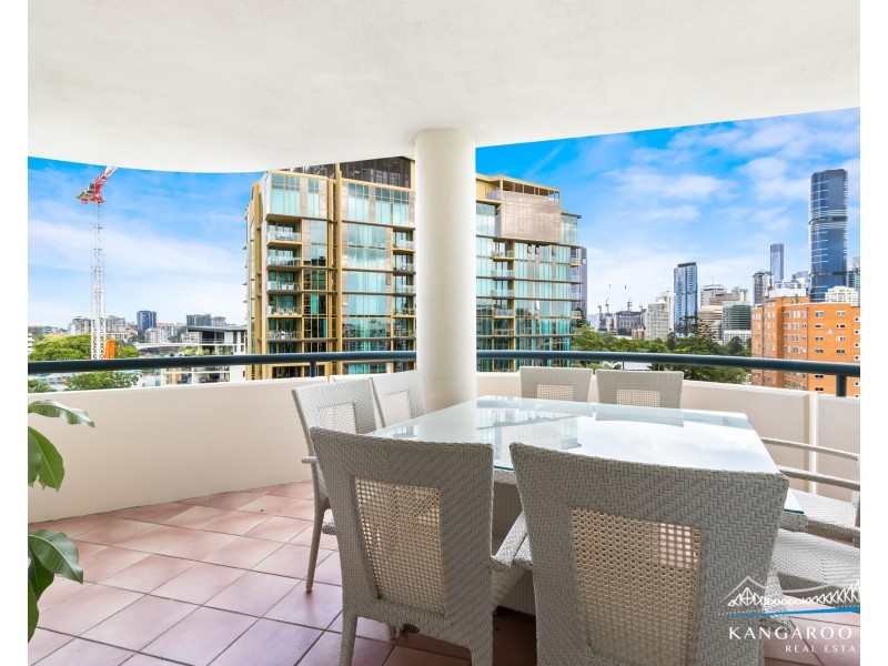 57 Lambert Street, Kangaroo Point QLD 4169