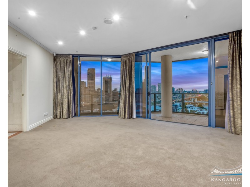 8 Goodwin Street, Kangaroo Point QLD 4169