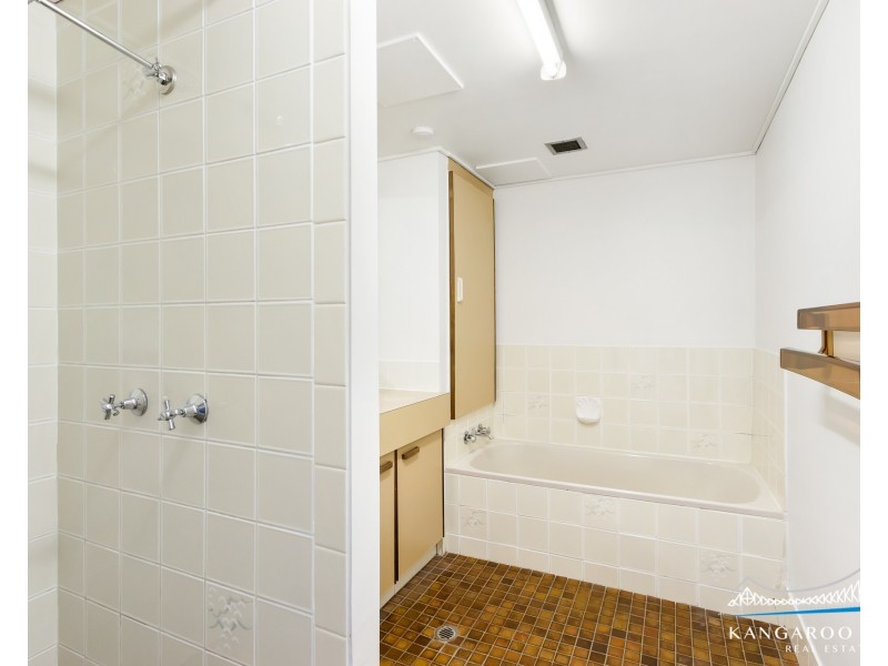 23/89 Thorn Street, Kangaroo Point QLD 4169