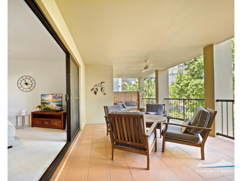 9/64 Lambert Street, Kangaroo Point QLD 4169