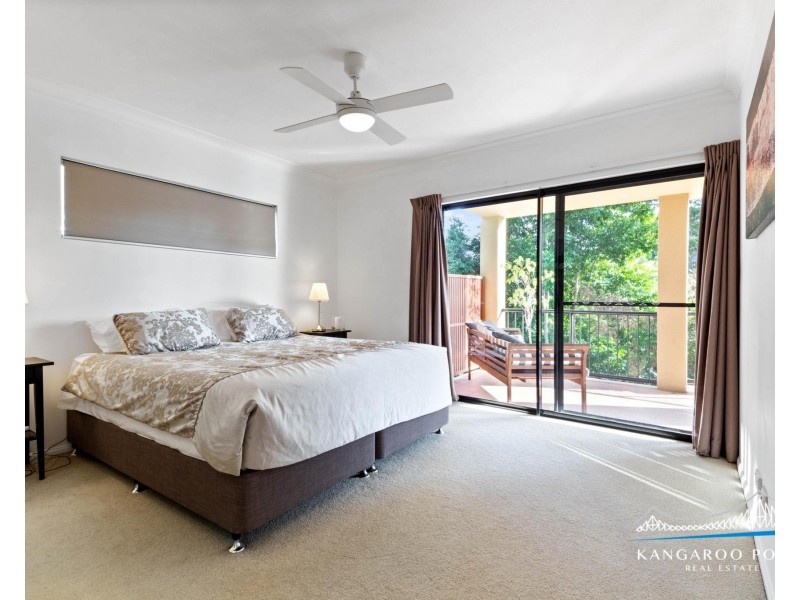 9/64 Lambert Street, Kangaroo Point QLD 4169