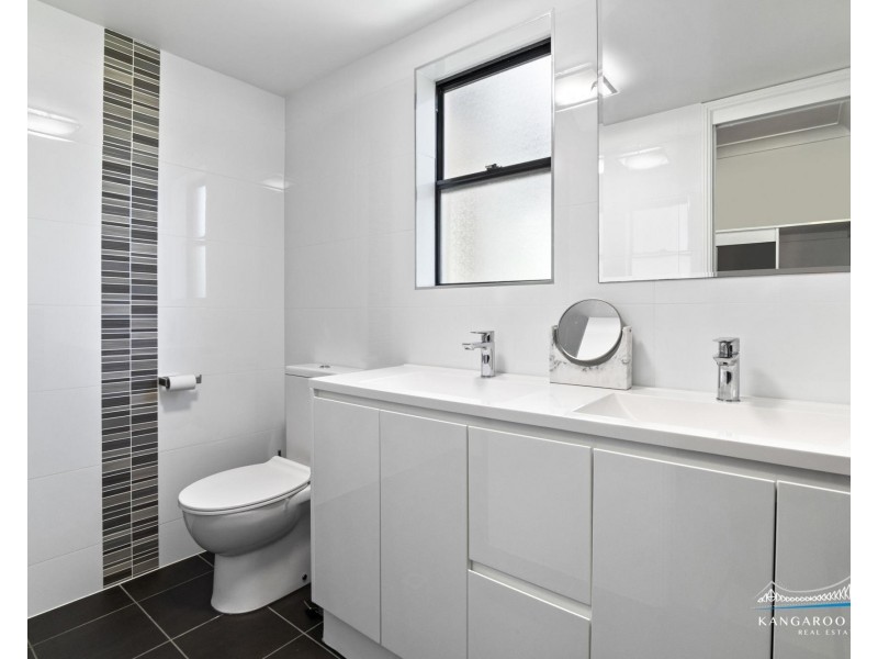 9/64 Lambert Street, Kangaroo Point QLD 4169