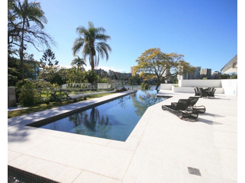 19 Anderson Street, Kangaroo Point QLD 4169