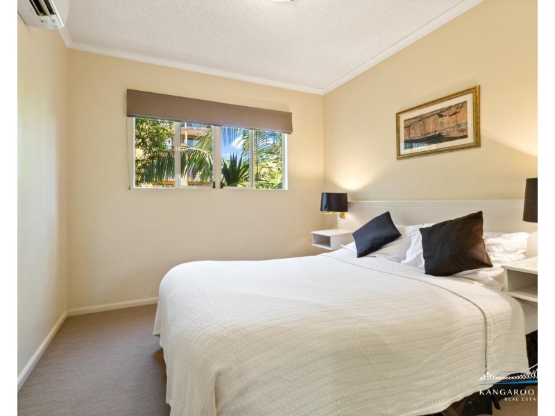 230/85 Deakin Street, Kangaroo Point QLD 4169