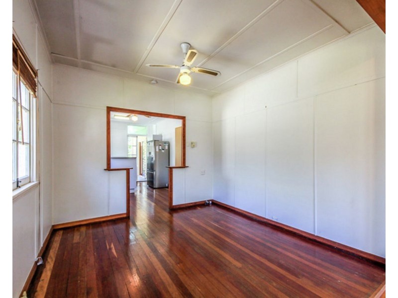 151 Watson Street, Camp Hill QLD 4152