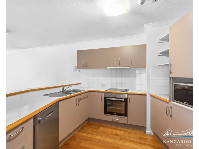 106/98 Holman Street, Kangaroo Point QLD 4169