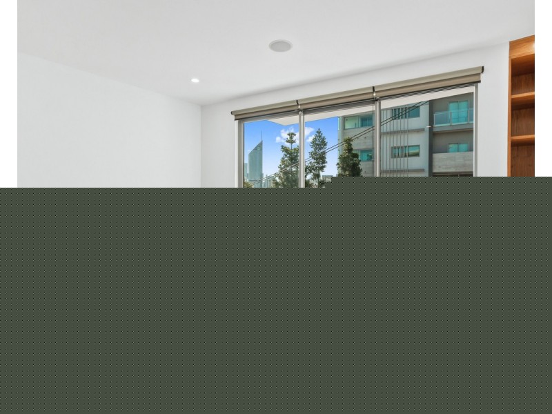 30 Ellis Street, Kangaroo Point QLD 4169