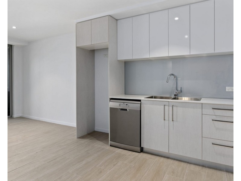 95 Linton Street, Kangaroo Point QLD 4169