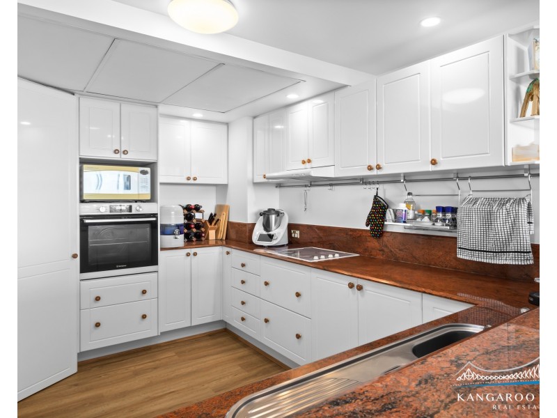 24/10 Park Avenue, Kangaroo Point QLD 4169