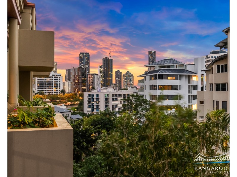 20/64 Lambert Street, Kangaroo Point QLD 4169