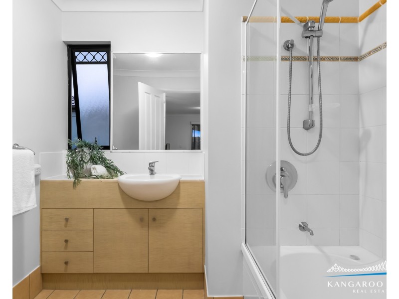 20/64 Lambert Street, Kangaroo Point QLD 4169