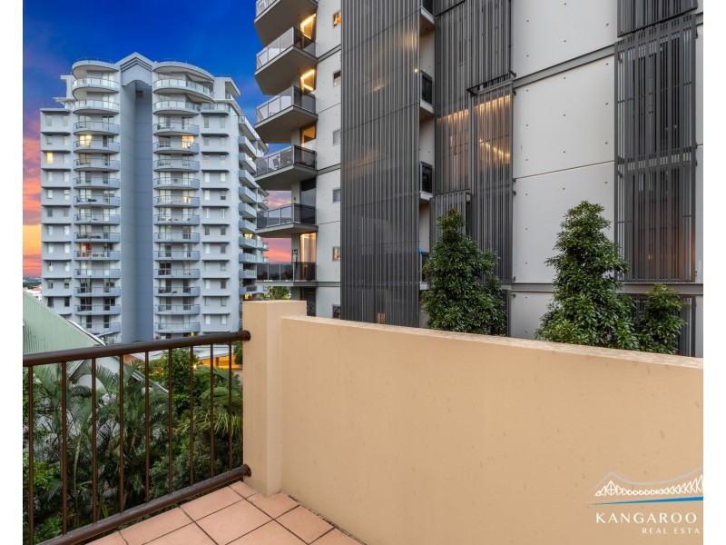 20/64 Lambert Street, Kangaroo Point QLD 4169