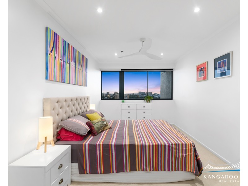 19th Floor/42 Ferry Street, Kangaroo Point QLD 4169