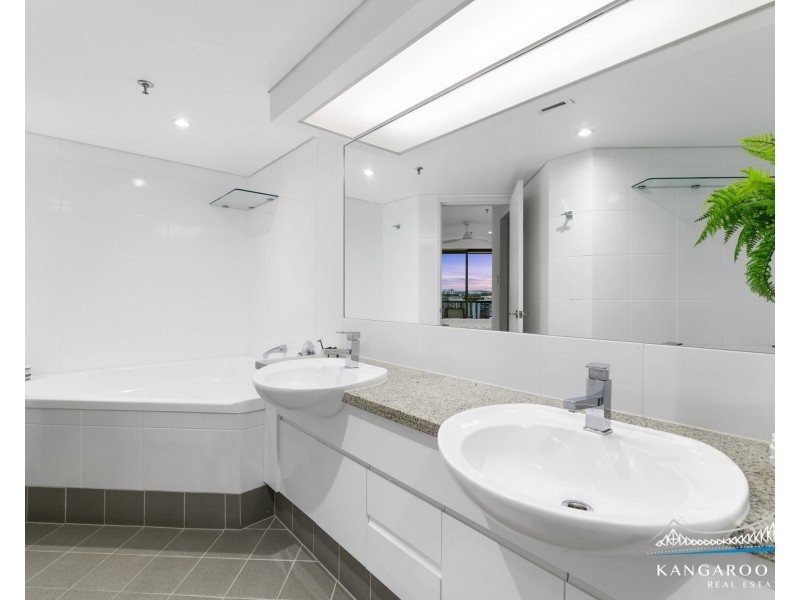 19th Floor/42 Ferry Street, Kangaroo Point QLD 4169