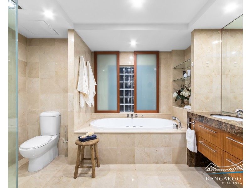 11E/39 Castlebar Street, Kangaroo Point QLD 4169
