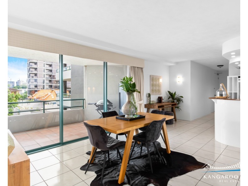 14/10 Park Avenue, Kangaroo Point QLD 4169