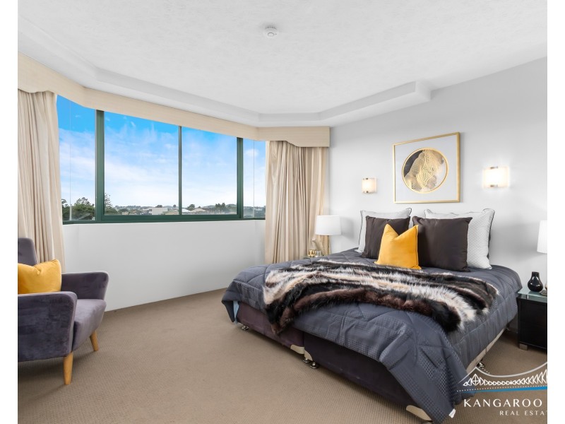 14/10 Park Avenue, Kangaroo Point QLD 4169
