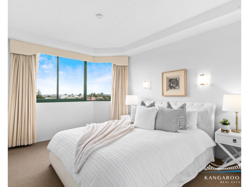 14/10 Park Avenue, Kangaroo Point QLD 4169