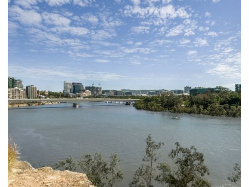 152 River Terrace, Kangaroo Point QLD 4169
