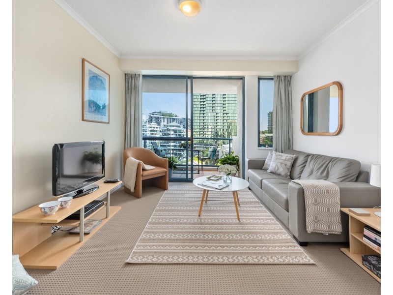 44 Ferry Street, Kangaroo Point QLD 4169