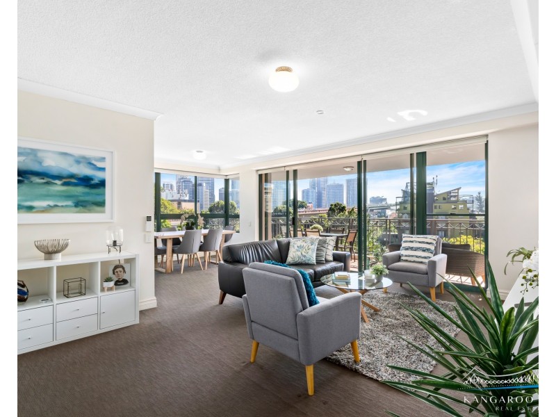 21/1 Goodwin Street, Kangaroo Point QLD 4169