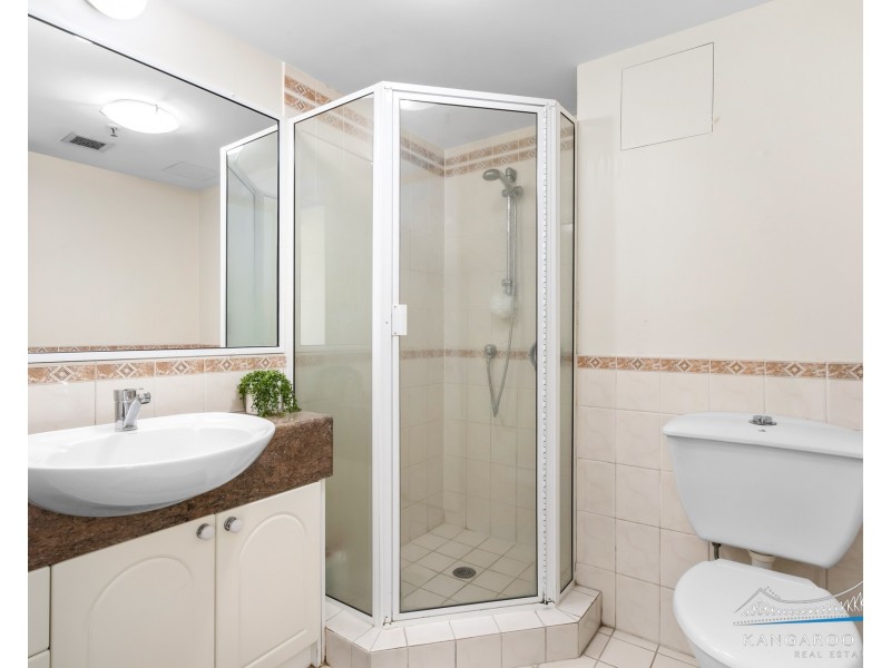 21/1 Goodwin Street, Kangaroo Point QLD 4169