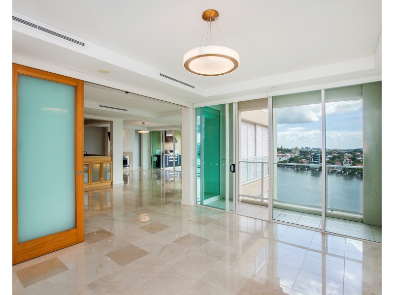 16N/39 Castlebar Street, Kangaroo Point QLD 4169