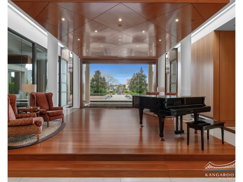 16N/39 Castlebar Street, Kangaroo Point QLD 4169