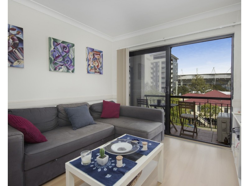 33 Duke Street, Kangaroo Point QLD 4169