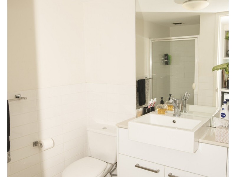 803 Stanley Street, Woolloongabba QLD 4102