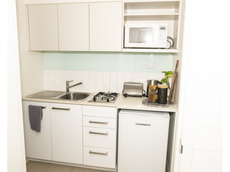 803 Stanley Street, Woolloongabba QLD 4102