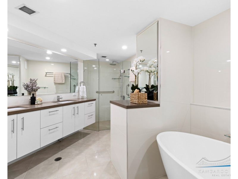 9/42 Ferry Street, Kangaroo Point QLD 4169