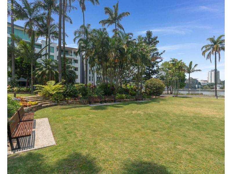 25 Anderson Street, Kangaroo Point QLD 4169