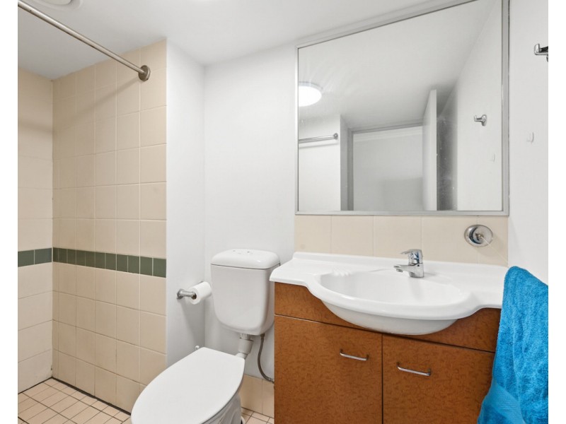 188 Shafston Avenue, Kangaroo Point QLD 4169
