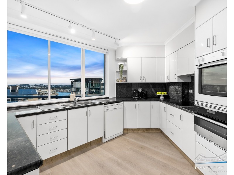 57 Lambert Street, Kangaroo Point QLD 4169