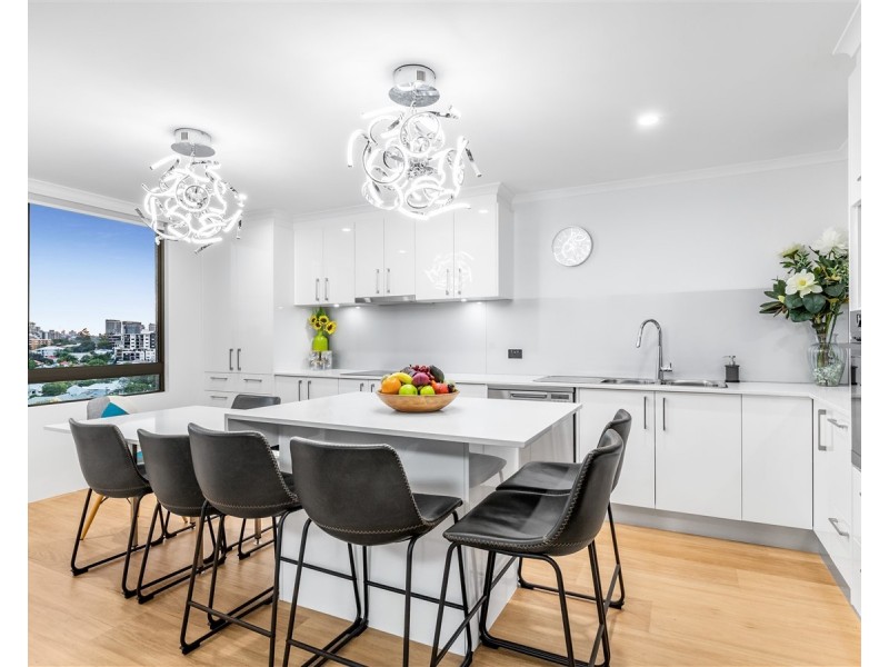 31/89 Thorn Street, Kangaroo Point QLD 4169