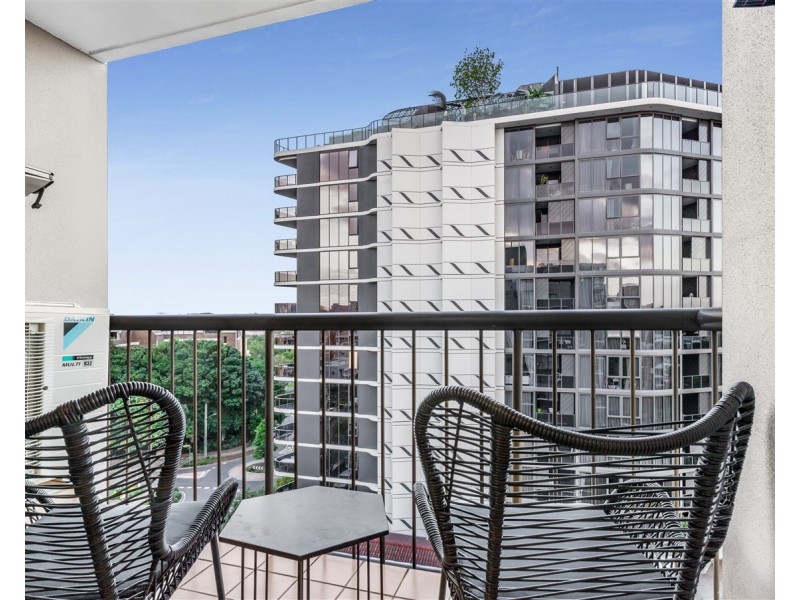 31/89 Thorn Street, Kangaroo Point QLD 4169